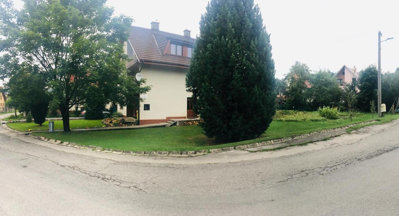 Riverside Габовка Екстер'єр фото